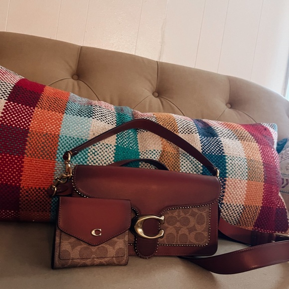 COACH Wyn Small Leather Wallet In Colorblock Signature Canvas NWOT - Picture 7 of 7